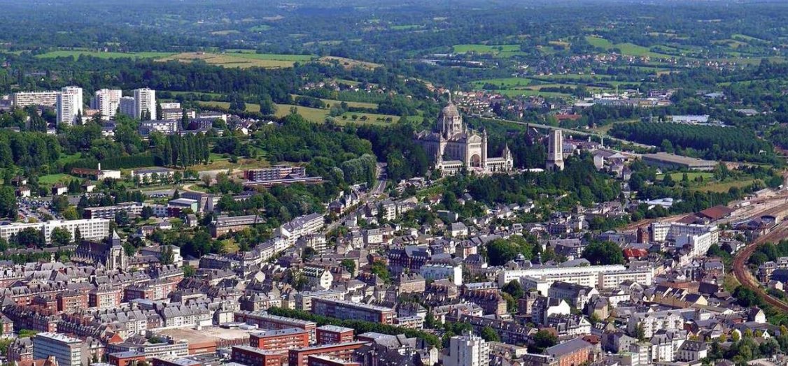 Vue aérienne Lisieux